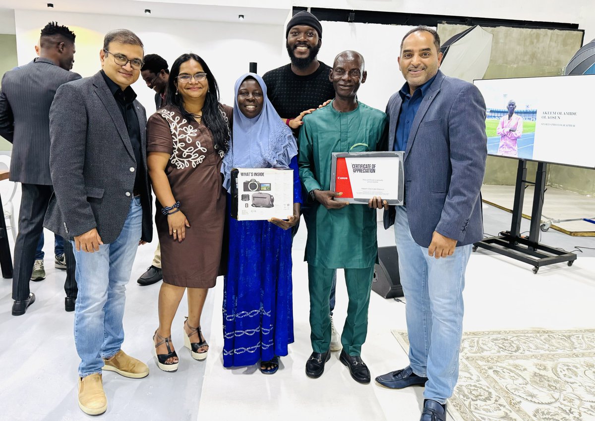 FotoNugget's tweet photo. Do you remember Mr. Hakeem, the renowned Nigerian sports photojournalist with 25 years of experience, whose story I shared here and we crowdfunded for? I’m happy to share that Canon recognized his work and honored him with a certification and a brand-new camera in support. https://t.co/fRlFOiPORp