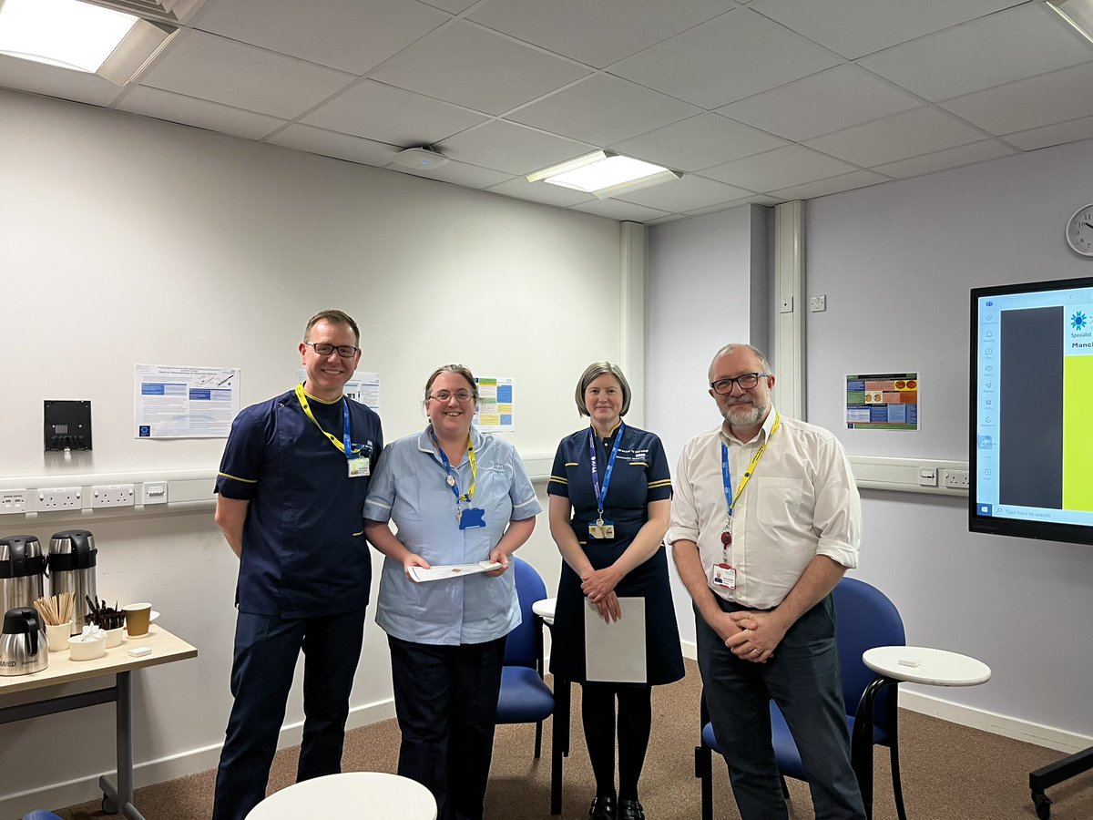 Manchester Royal Eye tweet media