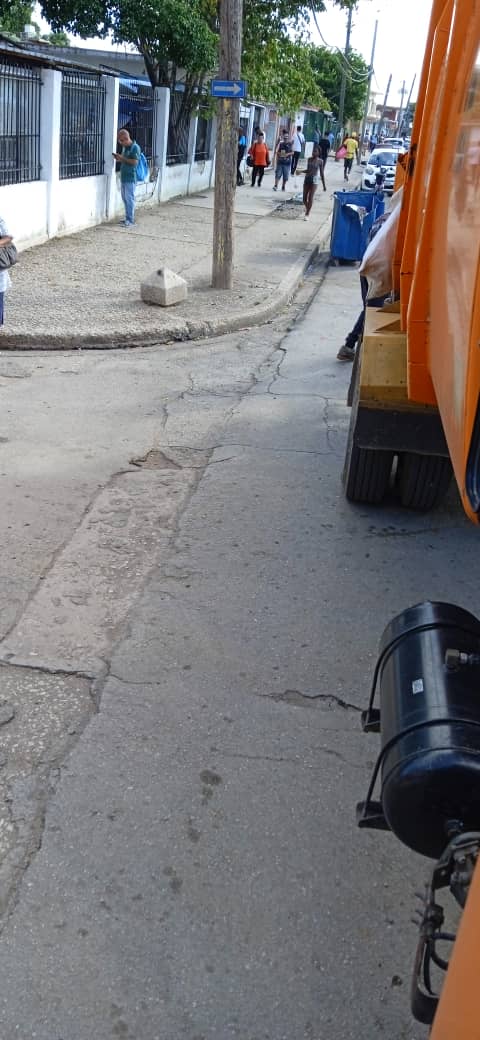 AsambleaLaLisa's tweet image. Seguimos trabajando en #LaLisa ... Trabajadores de #Comunales continúan las acciones de embellecimiento y limpieza por el #1DeMayo #PorCubaJuntosCreamos