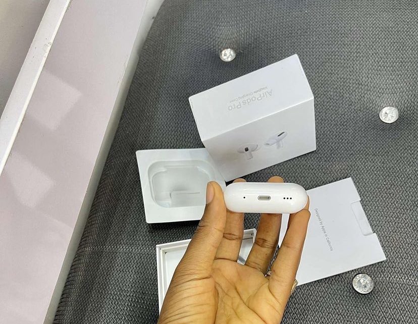 Brandnew Dubai edition apple AirPods Pro (2nd generation) available.
Make:2024
Warranty: months apple warranty policy coverage
Price:60,000 delivery Nationwide 
Dm or ☎️ whatsapp:- 07033389546
<a href="/Waspapping_/">Sarki.</a> <a href="/_Sufy2/">Safiyanu</a> <a href="/Better_Kaduna/">Better Kaduna🌆</a> 
Please help and RT🙏🏻