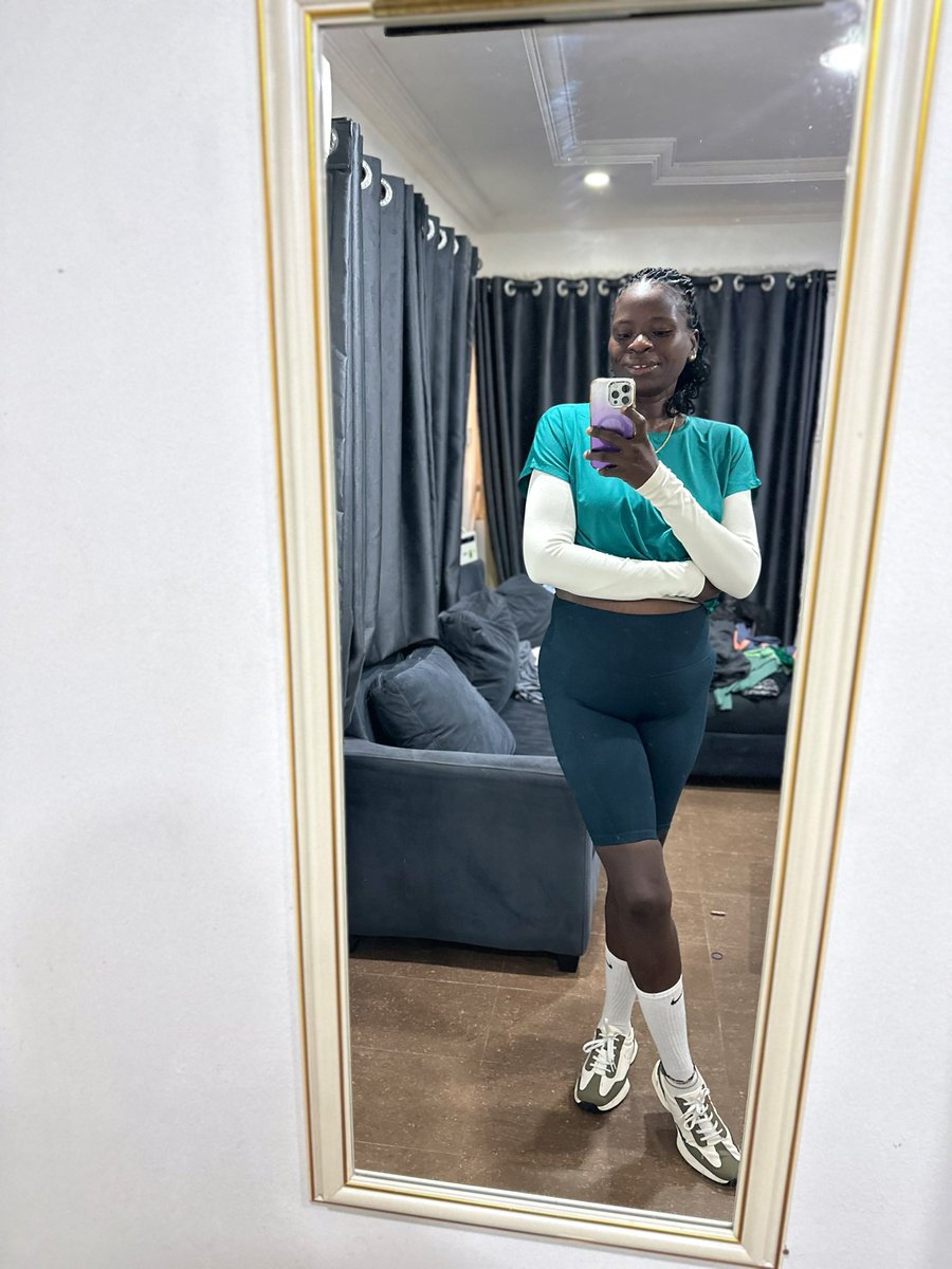 zaynaboflagos's tweet photo. 95kg lighter !!!!! Wall for wall 😄😄ENERGY FOR ENERGY !!!! https://t.co/oFgaXBWiI3