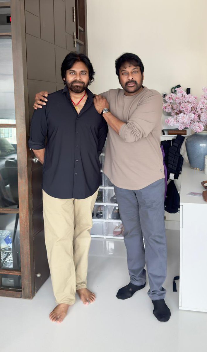 Mega Brothers ❤️‍🔥

<a href="/KChiruTweets/">Chiranjeevi Konidela</a> <a href="/PawanKalyan/">Pawan Kalyan</a>