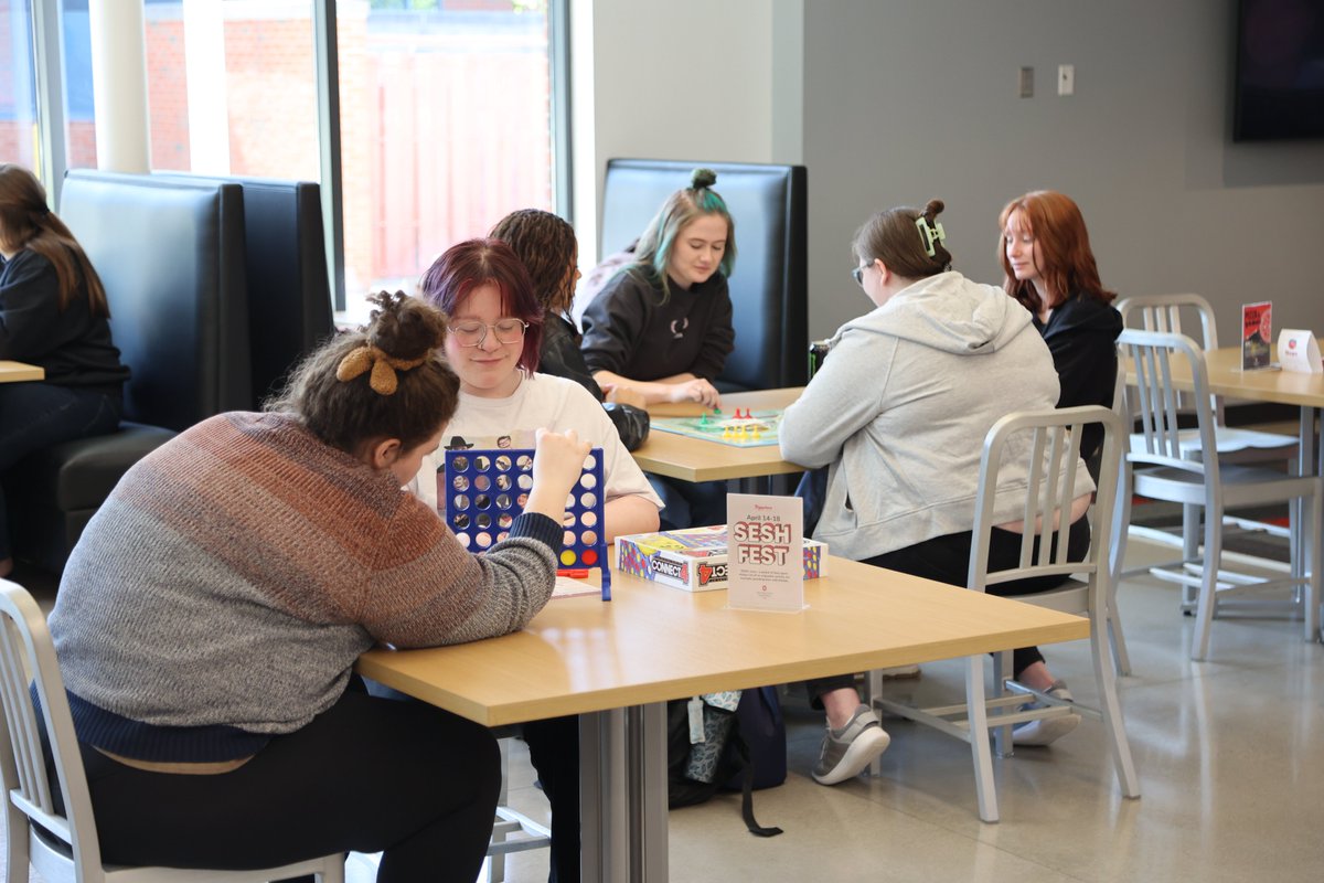 Students competed for bragging rights and got their game on during the latest Pizza with the Dean event at Ohio State Lima!