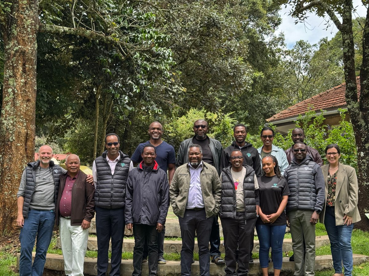Kenya Operate (@kenyaoperate) on Twitter photo Ladies & gentleman, I present (most of) the <a href="/BethanyKids/">BethanyKids</a> surgeons! The African surgeons pictured (from 9 countries) represent >15 yrs of #PedSurg training and >20 yrs of BK efforts to increase pediatric surgical care in Africa! Couldn't have done it w/o <a href="/KijabeHospital/">AIC Kijabe Hospital</a> & <a href="/PAACS_/">PAACS</a>! Ladies & gentleman, I present (most of) the <a href="/BethanyKids/">BethanyKids</a> surgeons! The African surgeons pictured (from 9 countries) represent >15 yrs of #PedSurg training and >20 yrs of BK efforts to increase pediatric surgical care in Africa! Couldn't have done it w/o <a href="/KijabeHospital/">AIC Kijabe Hospital</a> & <a href="/PAACS_/">PAACS</a>!