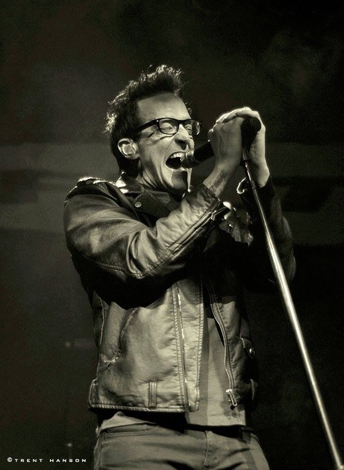 OcoWax's tweet photo. Have a groovy day People! #RichardPatrick #NIN #Filter #ArmyOfAnyone etc., etc. https://t.co/XMOe1sGzGa