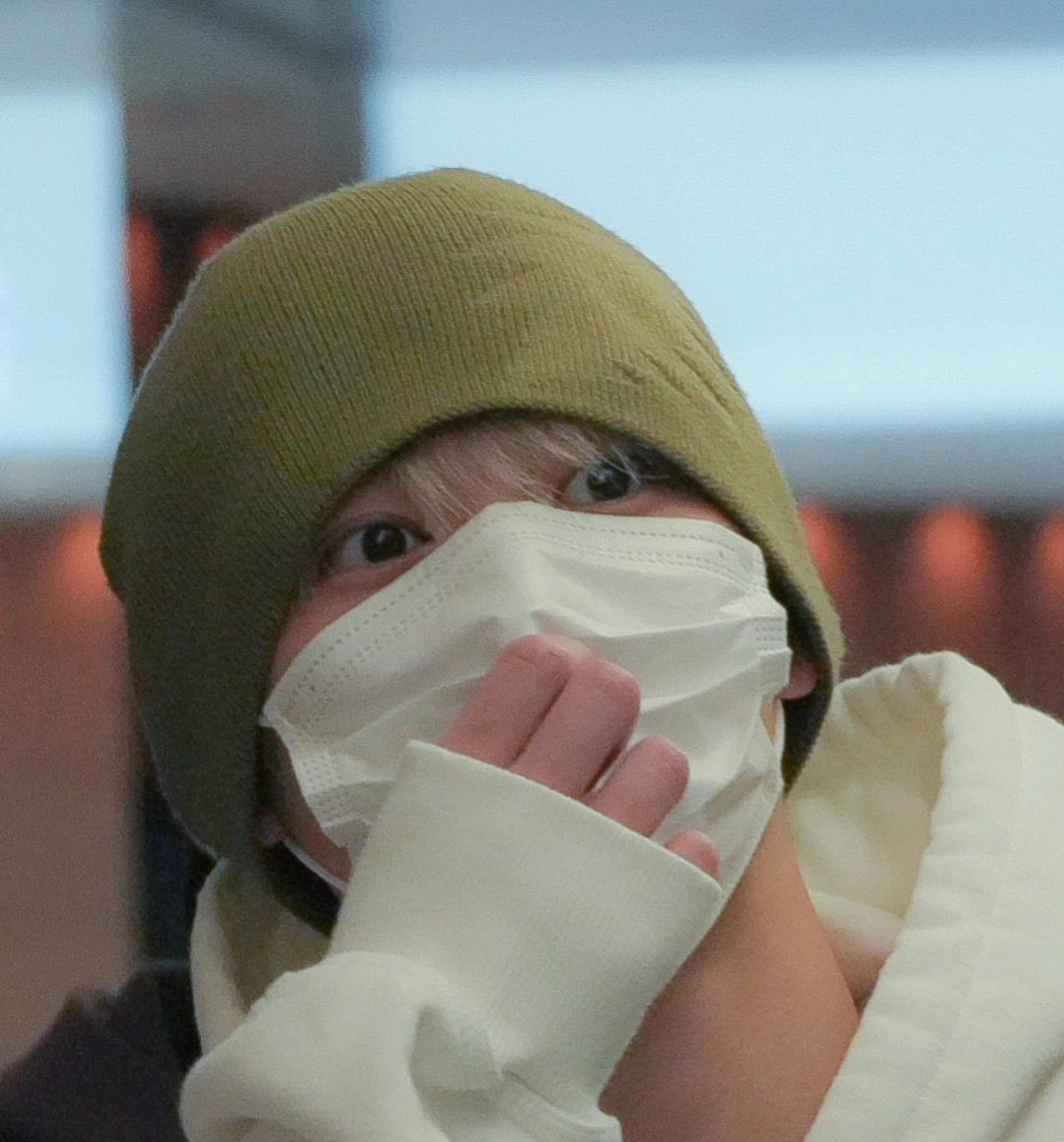 yo_say_0319's tweet photo. そりゃあソン家の長男ですもの、大切にころころ転がされてまん丸頭蓋骨形成されたにきまっています https://t.co/8K5Y4XEhwg