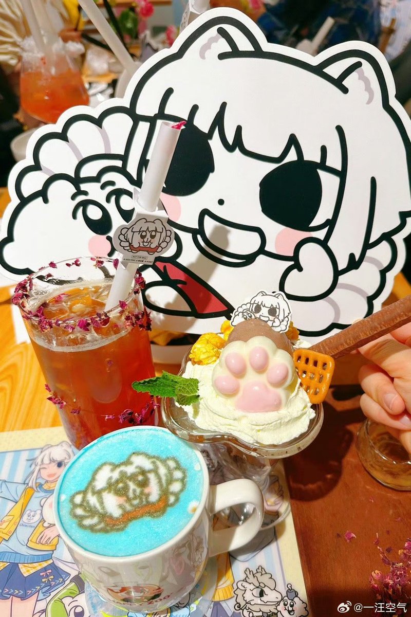 AnimoreJP's tweet image. フェ〜レンザイ✖️ちみたんコラボカフェ中国の北京・上海・広州三都市にて開催中!5月11日まで〜
写真はフェ〜レンザイ原作者の空気先生より〜
#フェ〜レンザイ #ちみたん #コラボカフェ