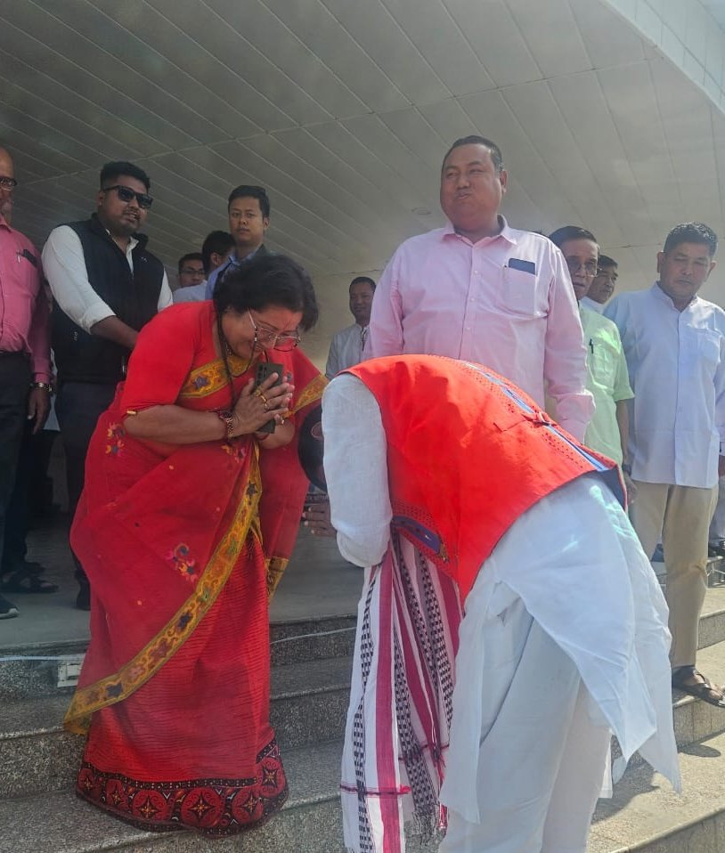 Sanjay Seth tweet media