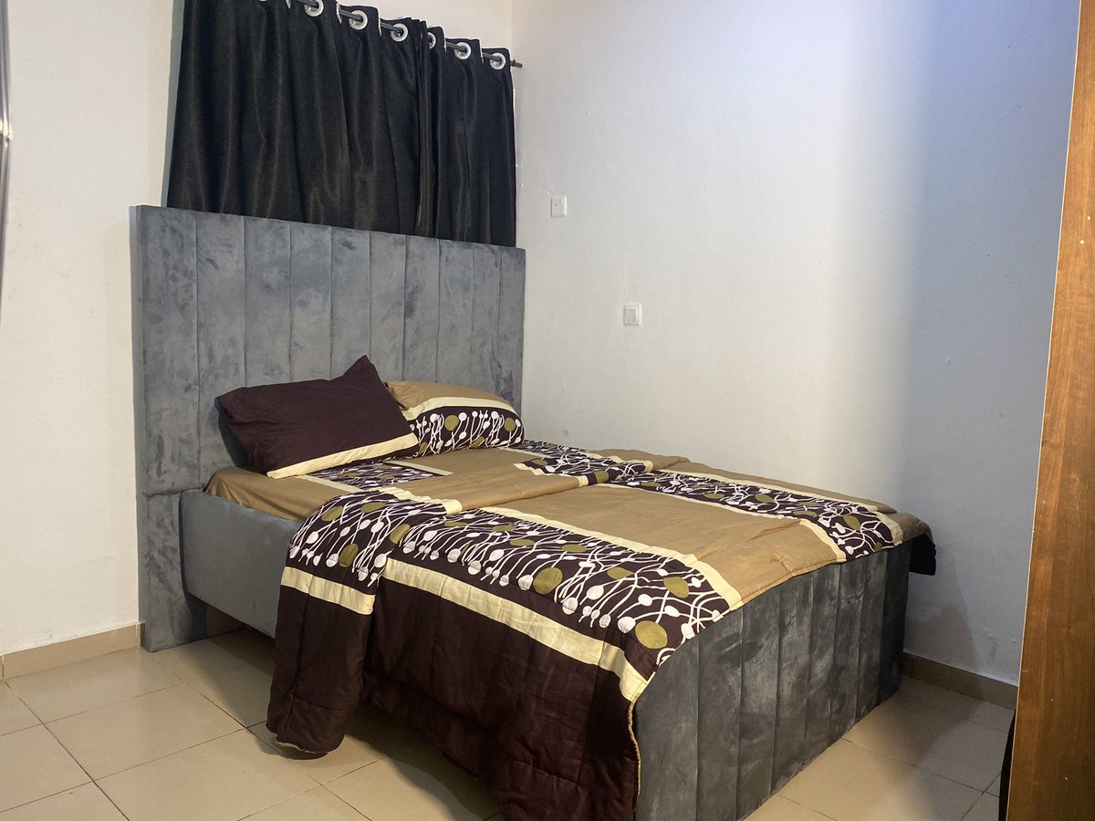 DBilliionaire_'s tweet photo. One of our core values is INTEGRITY 
Client walked into our office on Monday wanted to do Bedstand 
showed different designs and he picked the one he wants.
Said he wanted it to be delivered latest Wednesday 
superseded his expectations and we got it done and he love it 😊 https://t.co/UXFfAPRfPF