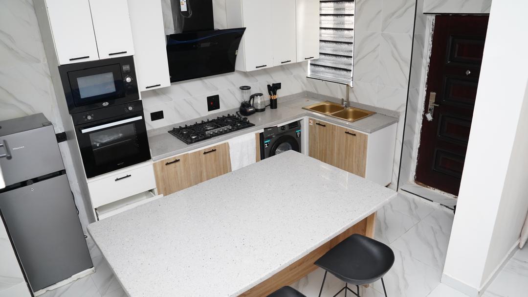 baygem_ngr's tweet image. To Rent

Fully furnished/Serviced 2 bedroom apartment

Location: Ologolo Lekki 

Rent: N10m per Annum 

📞
+2349073267769
wa.me/c/2349073267769
baygemngr@gmail.com