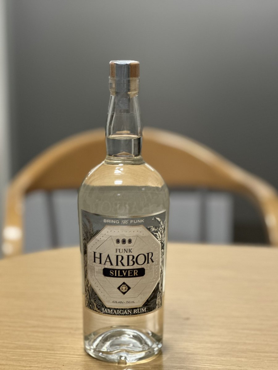 NotoriousNJV's tweet image. @funkmasterMMA it has arrived! Opening up and toasting #sjubb @raylongomma and my guy Aljo tonight! #longosmma #funkharbor