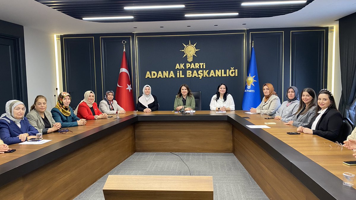 Akkadinadana's tweet photo. 📍Ak Parti Adana İl Başkanlığı 

AK Parti Adana İl Kadın Kolları Başkanımız Sayın Hacer Söylemez’in başkanlığında, haftalık İl Yürütme ve Yönetim Kurulu Toplantımızı
gerçekleştirdik.

#adana https://t.co/Tk7g49Smqp
