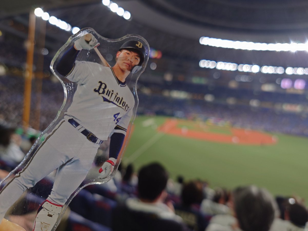 TB2023V's tweet photo. 4時間20分の今季両リーグ最長ロングゲーム⚾💦

あー、おんなじ料金で6イニングもようけ観れるやって、めっちゃ得したなぁ〜🥰
（なんでやねんっ🫱⚡）

#Orix_Buffaloes
#Bs2025
#ExtraInning
#DrawGame https://t.co/X5zrohNlhY