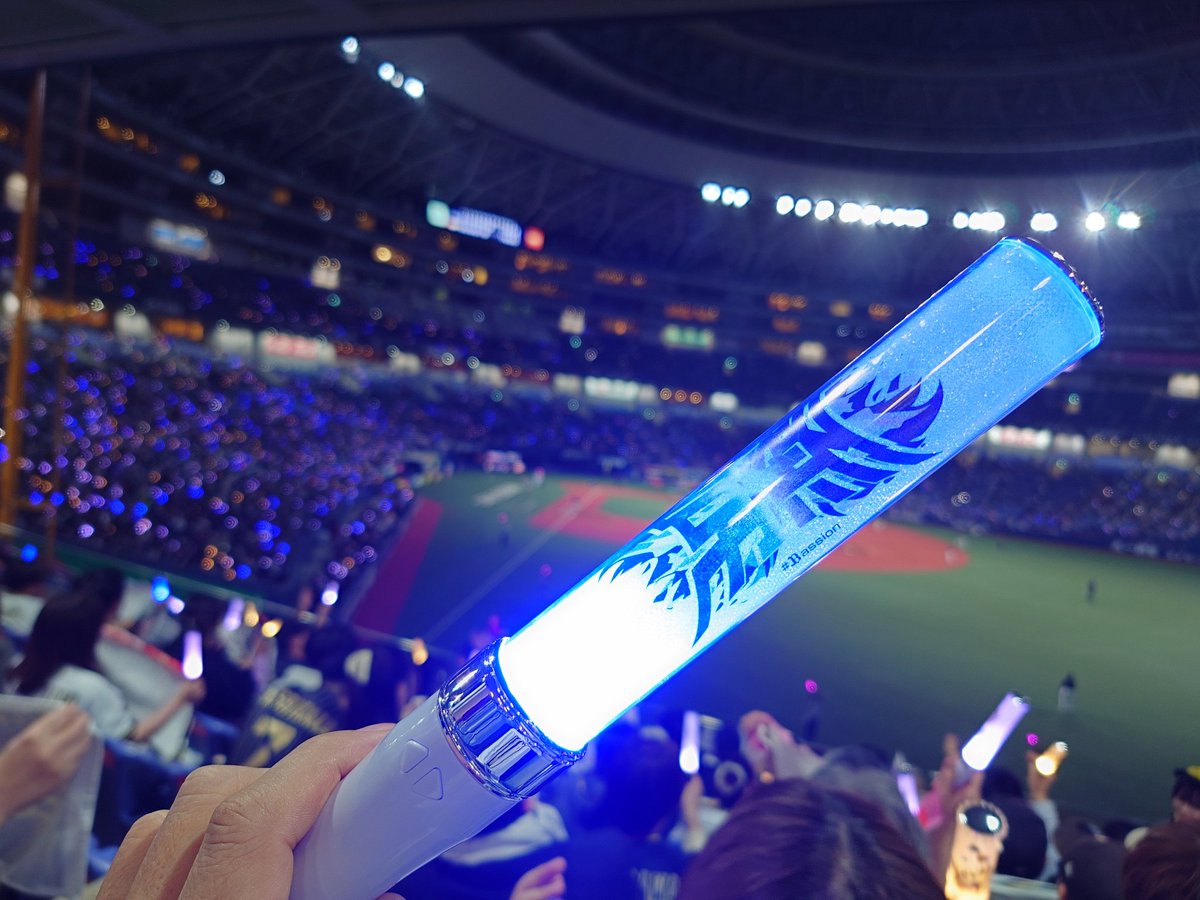 TB2023V's tweet photo. 4時間20分の今季両リーグ最長ロングゲーム⚾💦

あー、おんなじ料金で6イニングもようけ観れるやって、めっちゃ得したなぁ〜🥰
（なんでやねんっ🫱⚡）

#Orix_Buffaloes
#Bs2025
#ExtraInning
#DrawGame https://t.co/X5zrohNlhY