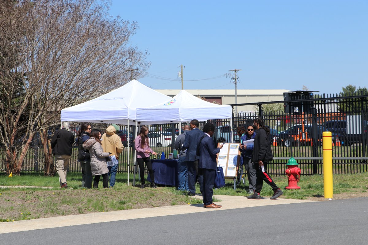 DelawareDHR's tweet image. Huge thanks to everyone who came out to the State of Delaware Career Fair on April 9th!

We had a great turnout and loved connecting with so many talented job seekers. 

Explore and apply today: statejobs.delaware.gov

#DelawareJobs #NowHiring #StateOfDelaware #DECareers