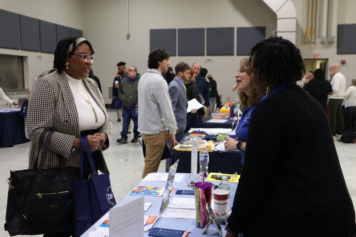 DelawareDHR's tweet image. Huge thanks to everyone who came out to the State of Delaware Career Fair on April 9th!

We had a great turnout and loved connecting with so many talented job seekers. 

Explore and apply today: statejobs.delaware.gov

#DelawareJobs #NowHiring #StateOfDelaware #DECareers