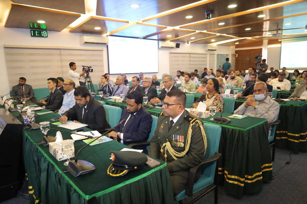 MDVinBGD's tweet photo. High Commissioner Shiuneen Rasheed delivered a lecture at the BIISS Country Lecture Series on “Malé to Dhaka: Strengthening Maldives–Bangladesh Partnership,” where she reflected on the deep-rooted ties between the two nations. She emphasised expanding cooperation in trade, sustainable tourism, labour mobility, and climate action. 

Highlighting the shared responsibility for regional peace and security, she also encouraged closer 🇲🇻–🇧🇩 collaboration in food security through strengthened academic and industry partnerships in agriculture and aquaculture. 

The lecture concluded with insightful exchanges and a strong reaffirmation of mutual commitment to bilateral growth.