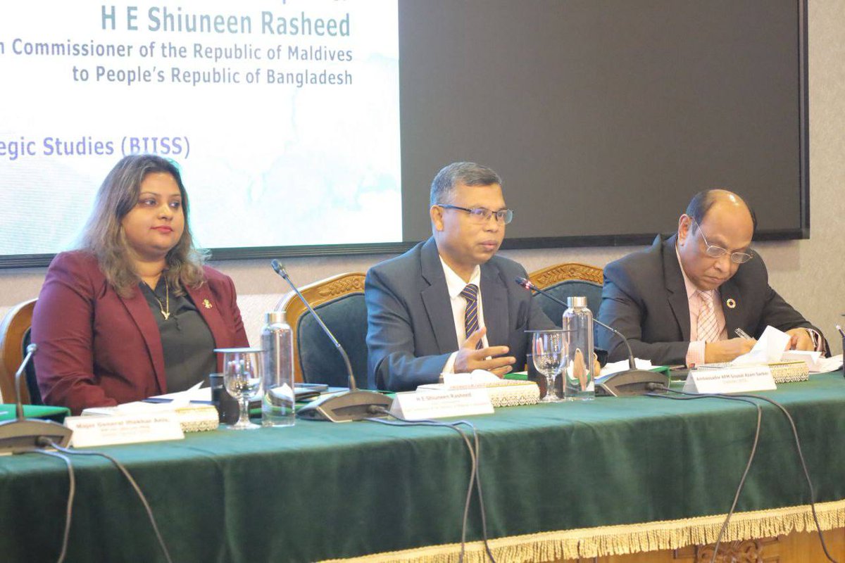 MDVinBGD's tweet photo. High Commissioner Shiuneen Rasheed delivered a lecture at the BIISS Country Lecture Series on “Malé to Dhaka: Strengthening Maldives–Bangladesh Partnership,” where she reflected on the deep-rooted ties between the two nations. She emphasised expanding cooperation in trade, sustainable tourism, labour mobility, and climate action. 

Highlighting the shared responsibility for regional peace and security, she also encouraged closer 🇲🇻–🇧🇩 collaboration in food security through strengthened academic and industry partnerships in agriculture and aquaculture. 

The lecture concluded with insightful exchanges and a strong reaffirmation of mutual commitment to bilateral growth.