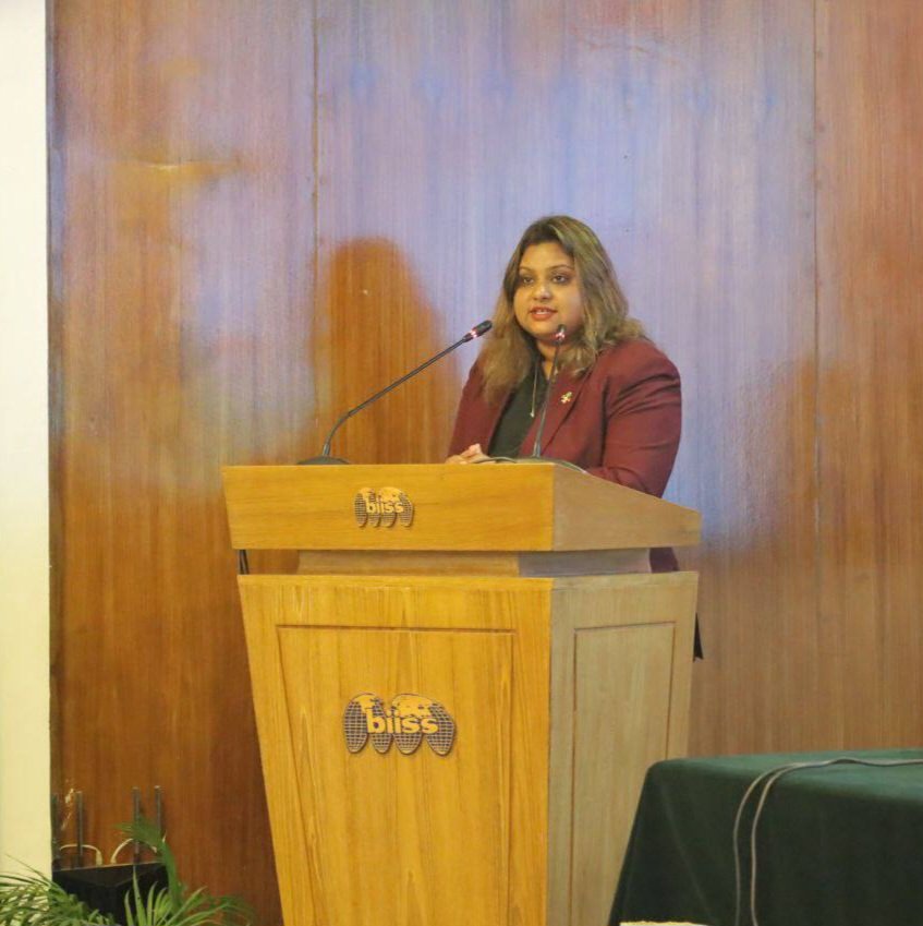 MDVinBGD's tweet photo. High Commissioner Shiuneen Rasheed delivered a lecture at the BIISS Country Lecture Series on “Malé to Dhaka: Strengthening Maldives–Bangladesh Partnership,” where she reflected on the deep-rooted ties between the two nations. She emphasised expanding cooperation in trade, sustainable tourism, labour mobility, and climate action. 

Highlighting the shared responsibility for regional peace and security, she also encouraged closer 🇲🇻–🇧🇩 collaboration in food security through strengthened academic and industry partnerships in agriculture and aquaculture. 

The lecture concluded with insightful exchanges and a strong reaffirmation of mutual commitment to bilateral growth.