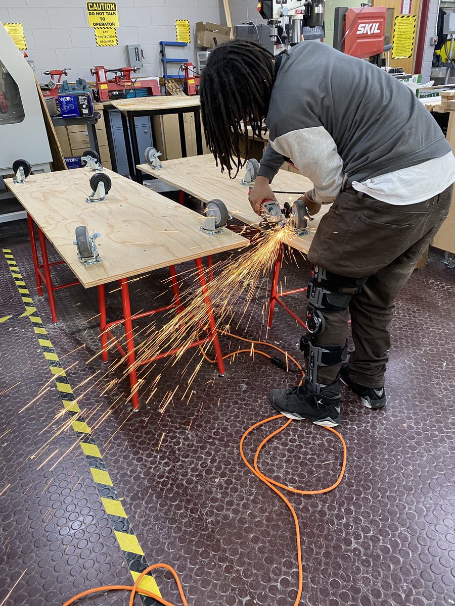 FitchburgPS's tweet photo. A gigantic thank you to Fitchburg High students Max Brogna and Myles Choate for going above and beyond by constructing two custom six-foot mobile garment racks for Mrs. Rivera's Princess Boutique! ππ§
Thatβs Red Raider Pride right there! β€οΈπ€ #RedRaiderPride #FHSStrong #GivingBa https://t.co/e1lIUJdnet