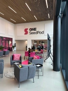 EconDevAbshire's tweet photo. 🎗️North East Scotland Food &amp; Drink Awards Judging

All paths lead to the brand🆕#ONESeedPod for day 2  judging of the #NESAwards 
Thanks to all #Aberdeen #Aberdeenshire &amp; #Moray #businesses for entering &amp; to all the judges for your time &amp; consideration

📰https://t.co/N0YiHtiied https://t.co/TkBHybaaVN