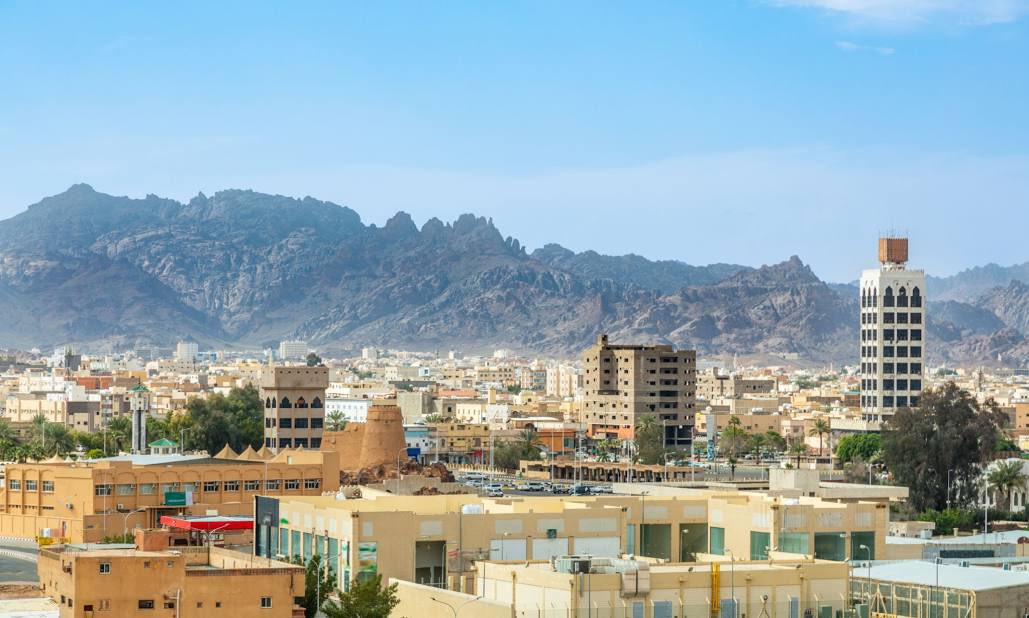 مداخلة مساء اليوم الثامنة والنصف بتوقيت السعودية مع #إذاعة_الرياض للحديث عن منطقة #حائل الجميلة
نلتقي بكم بإذن الله تعالى.