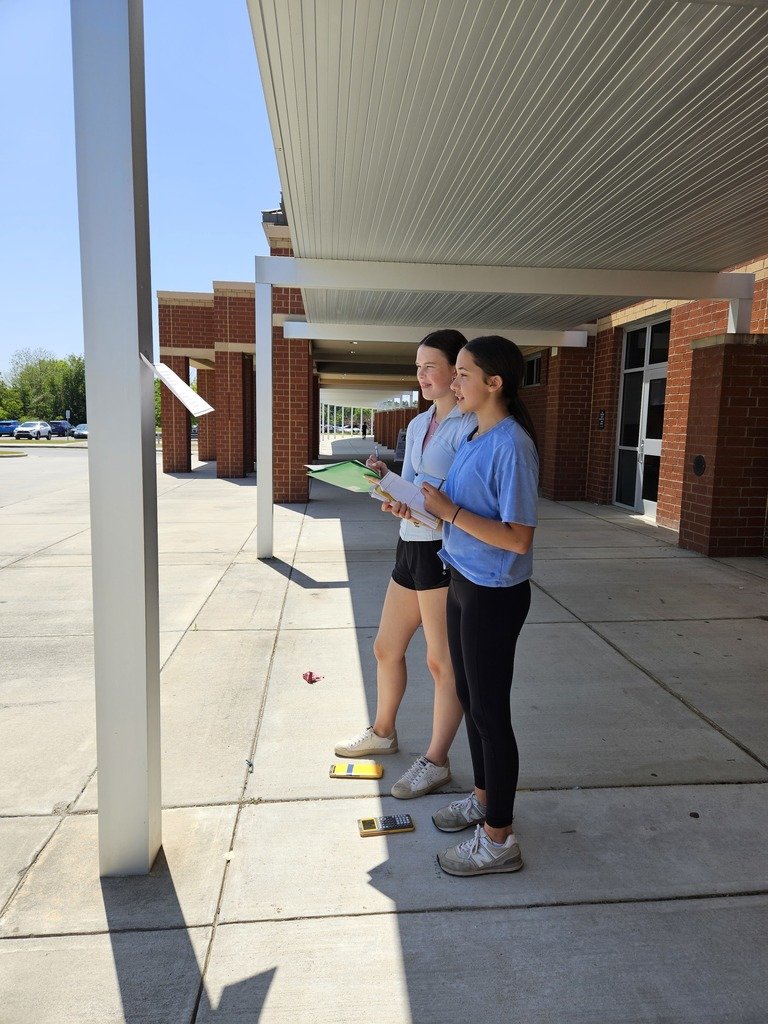 TCHSBlueDevils's tweet photo. 📐✨ Ms. Beard's Honors Geometry class is on a mission! They're mastering right triangle trig and solving real-world word problems! 💪📊 Who knew math could be this fun? 🤔💭 #4theT #LetsGrowTogether #MathMagic #GeometryGoals https://t.co/b2tfEdSCZJ