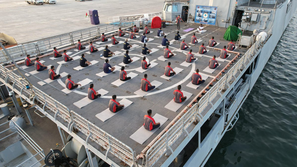 IN_WesternFleet's tweet photo. '100 days to 10th #IDY2025'

A rejuvenating #Yoga session conducted onboard #INSTrikand at #Duqm for the ship’s crew and personnel of the Royal Navy of Oman  building #BridgesOfFriendship #StrengtheningBonds
#IndiaOman friendship.

@indiannavy
@IN_WNC
@DefPROMumbai https://t.co/vU3SDvVMng