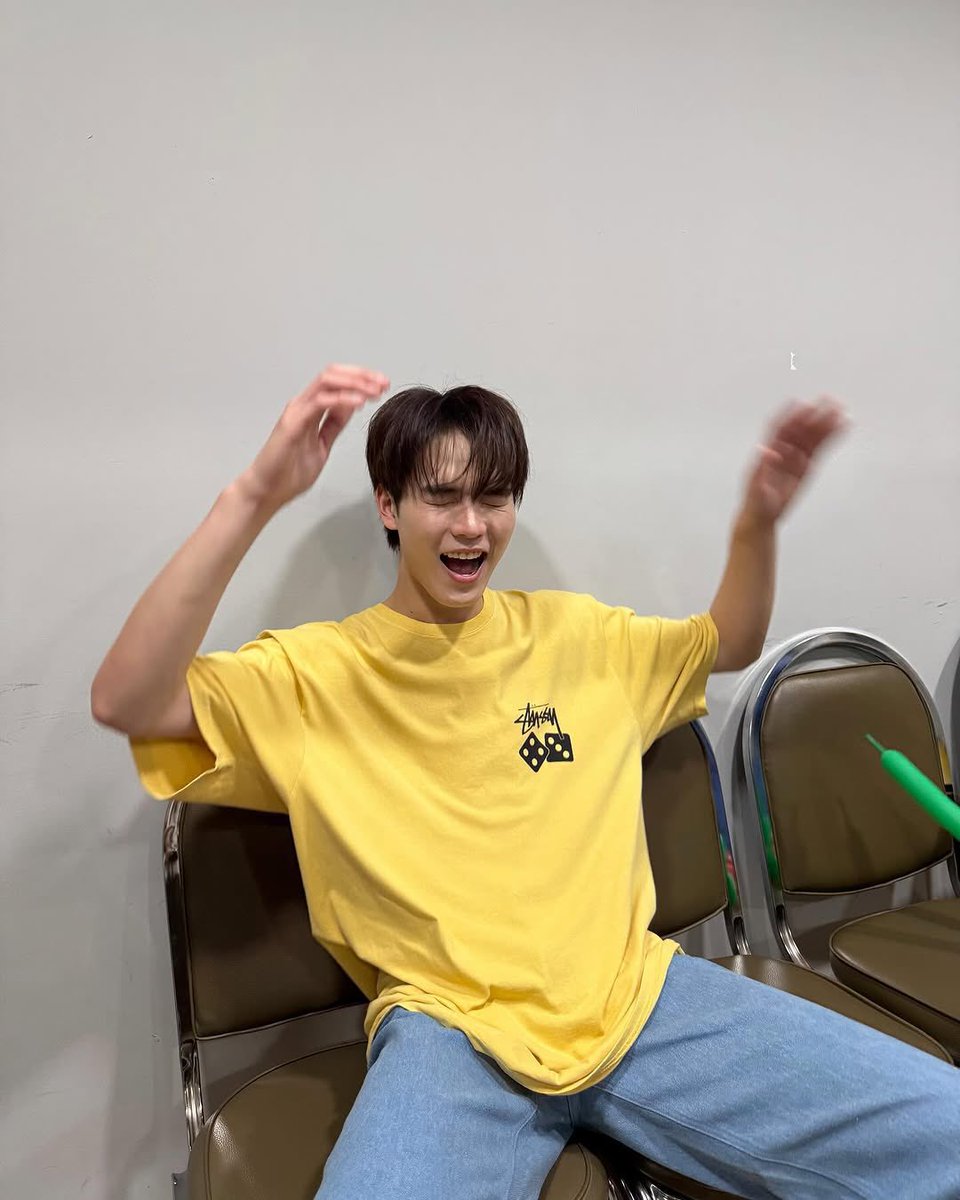 ขนาดเป็นรูปภาพยังรู้ว่าดื้อมาก💛🧡

 #PingKrittanun #TaLingPing 
 #TalkAboutPING