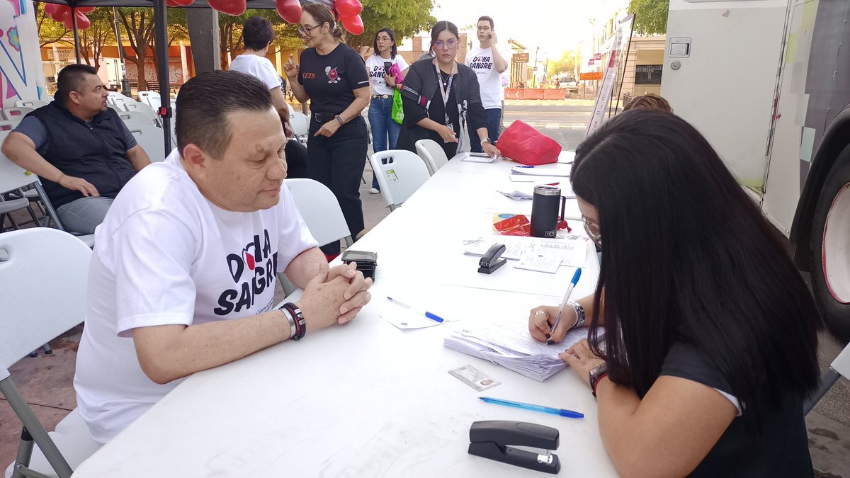 IssstesonGob's tweet photo. ¡Todo listo! 🙌🏻
🕖 Esta mañana inicia nuestra jornada de donación de sangre 🩸 en las oficinas generales de #ISSSTESON ✅
A partir de las 7:00 AM, ¡súmate, salva vidas y deja huella!
#DonaVida 🩸 #ISSSTESON ✅ isssteson https://t.co/p040SA9Gfh