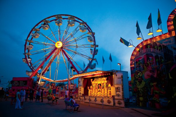 ILPartners's tweet image. Fair season is just around the corner! 🎡 Mark your calendars for these Illinois county fairs taking place from May through September.
ilfbpartners.com/family/travel/…