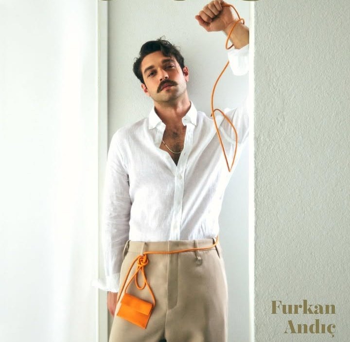 carallochosco's tweet photo. 🎬#Actorazosdepostal🎬
1) Can Nergis 🇹🇷 (#YasakElma)
2) Burak Özçivit 🇹🇷 (#KaraSevda)
3) Furkan Andiç 🇹🇷 (#TatliIntikam)
4) Ugur Günes 🇹🇷 (#BirZamanlarÇurukova)
#Galanes #Turcos #papasitos #cuerazos @NovelasTurcas19 @NovelasTurcas_L @Turcas_Es @NovelasTurcas_L @Guapazos https://t.co/Yt5d1VTVPy
