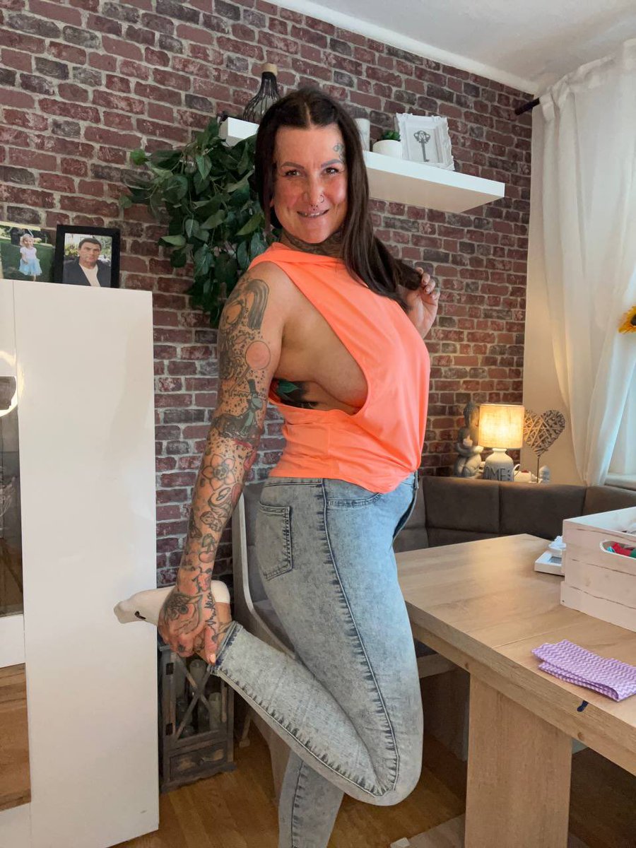 Roxanne Miller tweet media