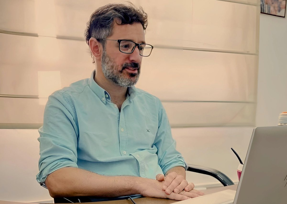 🟣 Una denuncia por #violencia de género agudiza la crisis en #Morón

👤 #HernánSabbatella está acusado de abuso y fue expulsado de #NuevoEncuentro, partido liderado por su hermano, #MartínSabbatella, esto agudiza las tensiones con #LucasGhi. Los detalles

elargentino.ar/generos/violen…