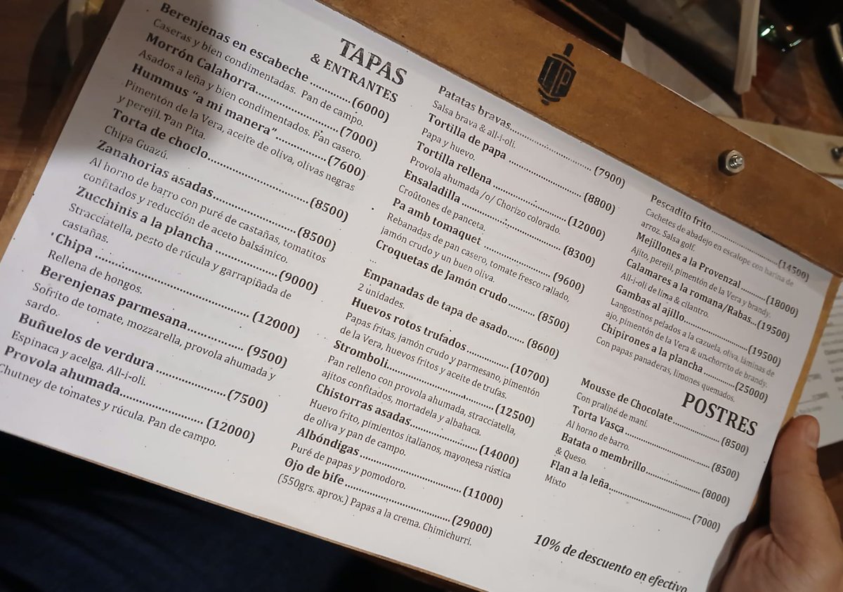 matimagan's tweet photo. @fmendiguren Te recomiendo ir a probar la de La Perinola (Lavalleja y Cabrera). Obviamente habiendo cenado ahí previamente unas buenas tapas. Gran esquina de un gran amigo, Nicolás Mastropiero https://t.co/qsKMMOrS3x