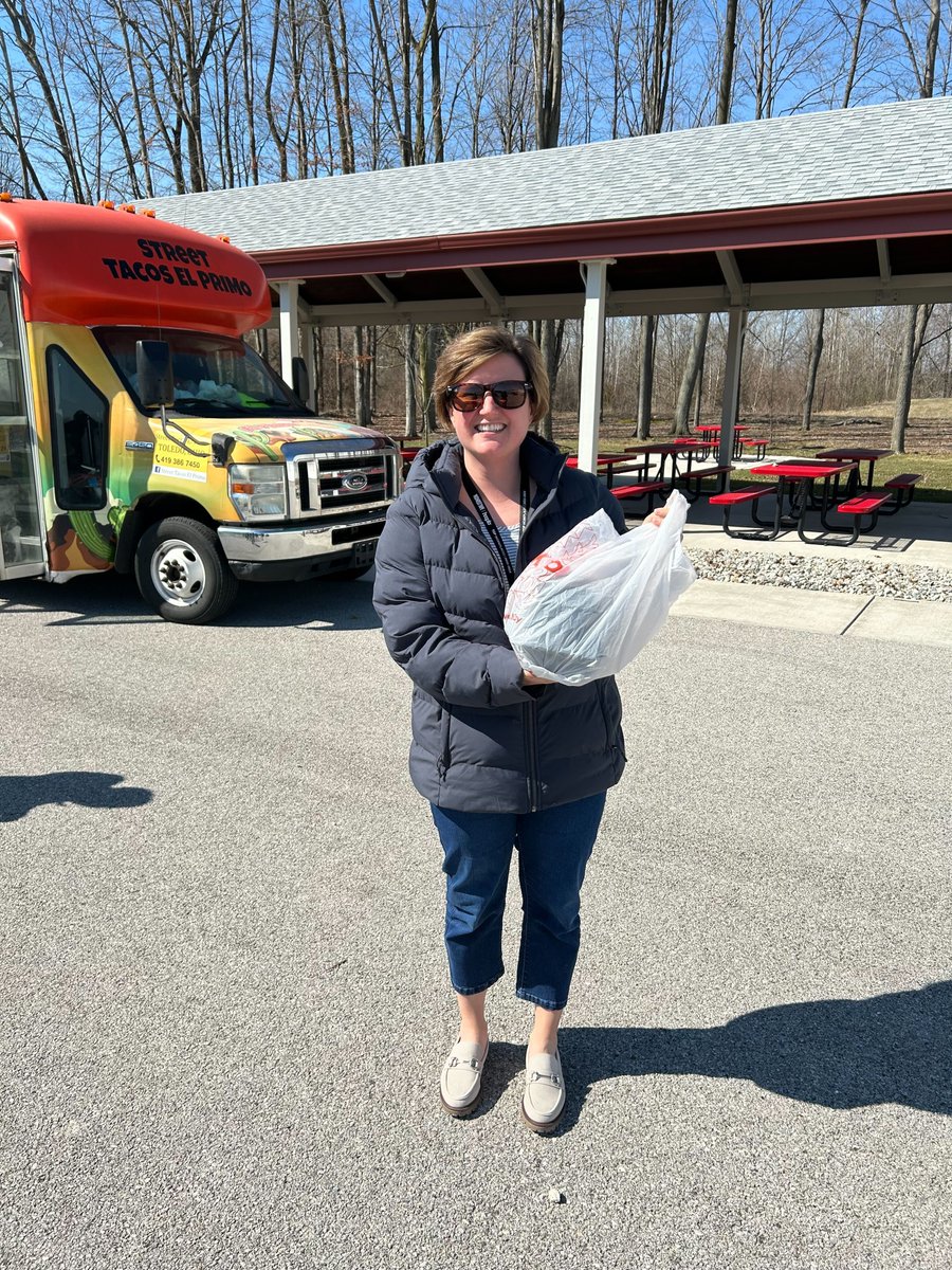 Last week, Street Tacos El Primo brought the flavor to our office, and our team loved every bite! 🌮 A perfect treat to spice up the workday. We can’t wait for the next food truck visit! 🚚🌟