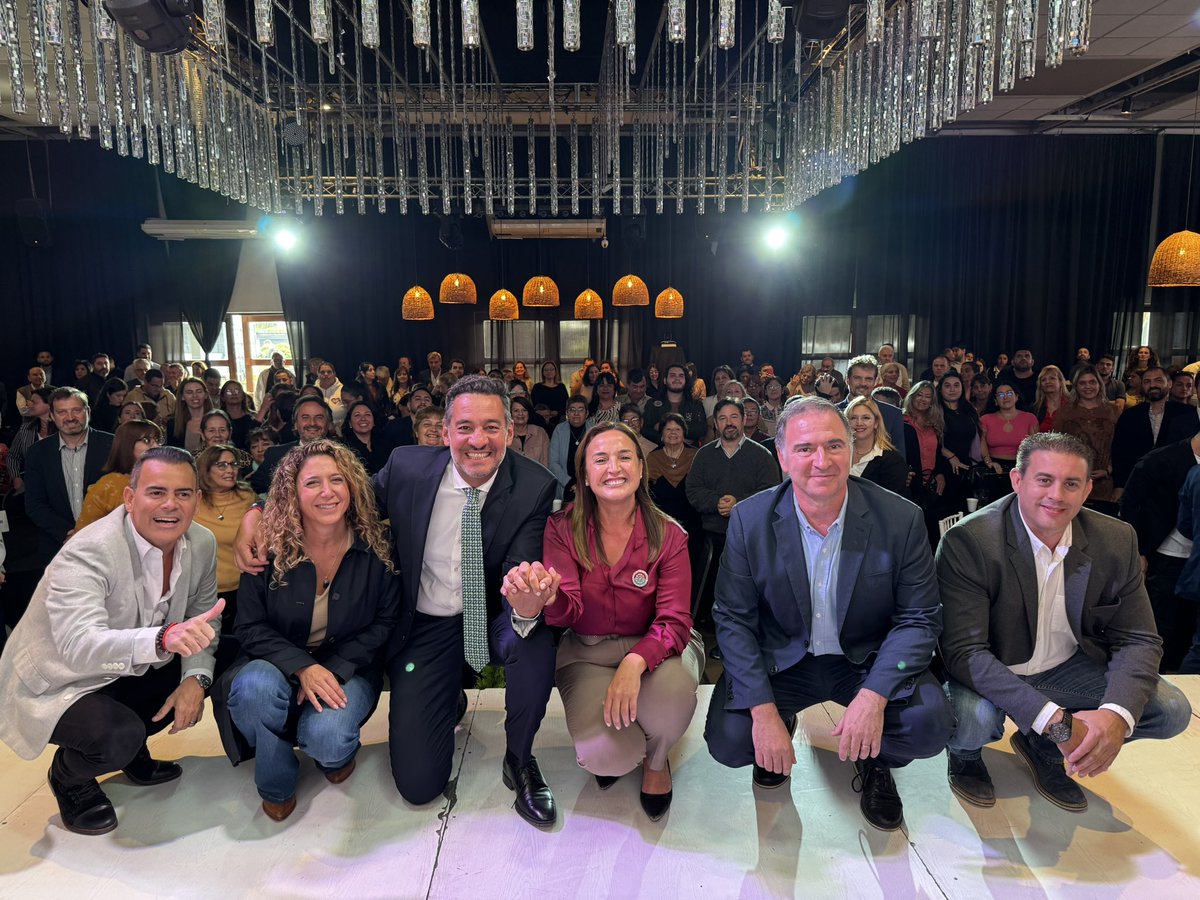 Renovamos el compromiso que desde el Gobierno de la Provincia tenemos con todos los actores de la sociedad que están en territorio a diario y hacen política allí donde más se necesita.
Celebro la gran convocatoria de este primer Congreso de Organizaciones Sociales de Córdoba y