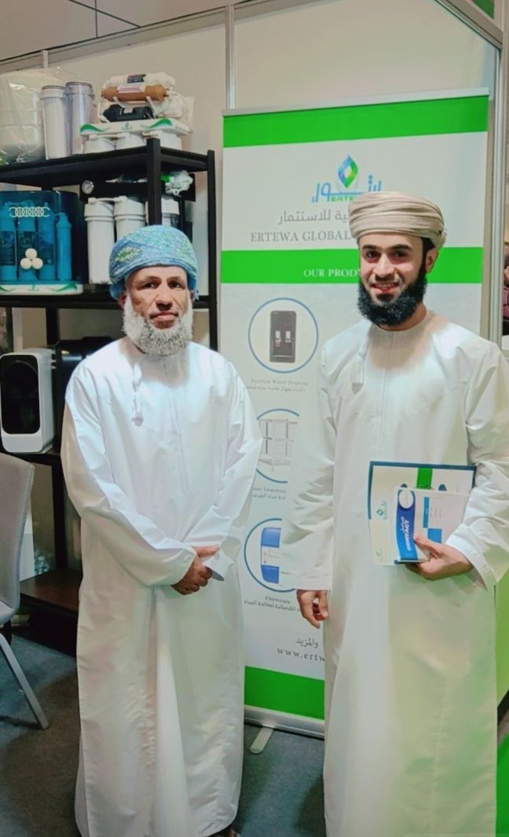 "اللهم فكّ أسر طلال السليماني، الشاب الخلوق الذي نشهد بحسن خلقه وصدق انتمائه لوطنه وأمته. نسألك يا الله أن تعجّل بفرجه، وتردّه لأهله وأولاده سالمًا غانمًا، وقد أقرّت عيونهم برؤيته."

 #طلال_السليماني أو #اللهم_فك_أسره؟