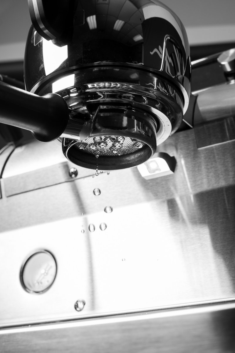 slayerespresso's tweet photo. Small footprint, big impact. 

https://t.co/eNo25zHMvY

#SlayerEspresso #MakeCoffeeBetter #SteamSingle https://t.co/fF8nRCYwrL
