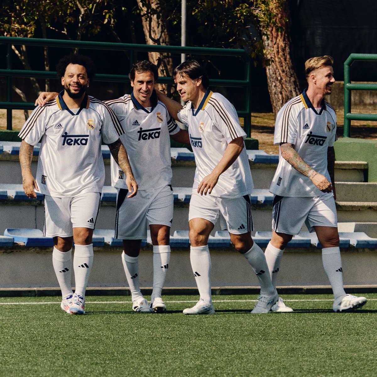 adidasfootball's tweet image. leyendas.🤍 
legends.🤍

Real Madrid Bring Back Collection, available 11/04.