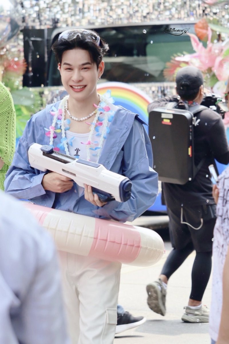 💦 + 🛟 =🐵

#ArtPakpoom