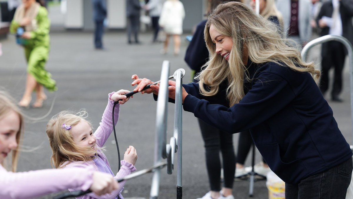 VisitLisburn's tweet photo. Save the date for Fibrus Family Race Day! ๐ด
๐
Sunday 13th April
๐ Down Royal Racecourse
@downroyalracecourse
#VisitLisburnCastlereagh #BelfastPlus #DiscoverNI #WhatsOnNI #DownRoyalRacecourse #Lisburn https://t.co/CfxtTtMoZs