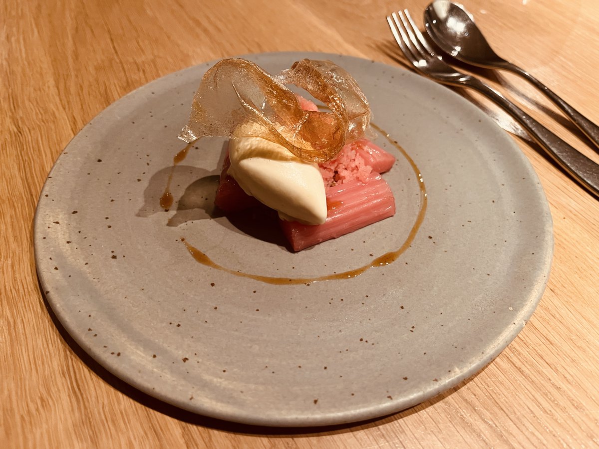 The MICHELIN Guide (@michelinguideuk) on Twitter photo Creative British dishes at The Whitebrook by <a href="/ChefChrisHarrod/">Chris Harrod</a> and informed by their sustainability ethos
#MICHELINStar #MICHELINGreenStar
guide.michelin.com/gb/en/monmouth… Creative British dishes at The Whitebrook by <a href="/ChefChrisHarrod/">Chris Harrod</a> and informed by their sustainability ethos
#MICHELINStar #MICHELINGreenStar
guide.michelin.com/gb/en/monmouth…