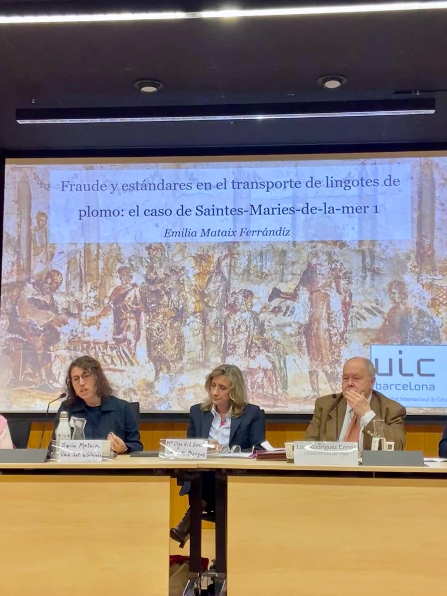 mataix_emilia's tweet image. Today speaking at the iberoamerican congress of Roman law at @upvehu representing @UICBarcelona #RomanLaw #Archaeology