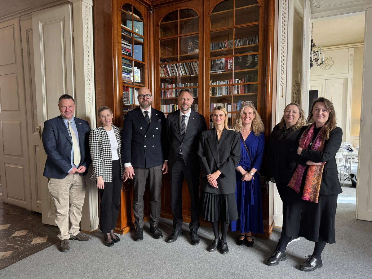 Ambasada Szwecji tweet media