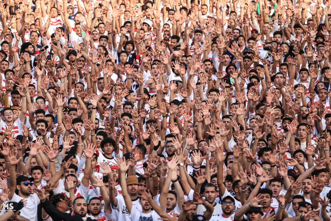 nlrys4's tweet photo. هو من امتا واحنا بنحب لاعب اكتر من الفرقه اللى مش قد تشجيع الزمالك ميشجعش وسيبه الزمالك للمهاويس✌🏻🤍 https://t.co/FdVzwvLfPA