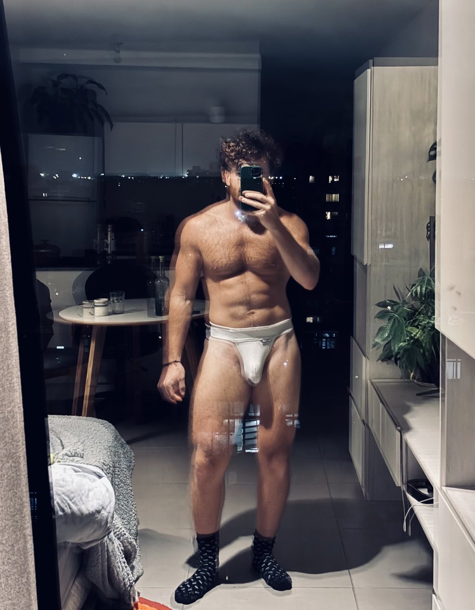 J Ginger tweet media