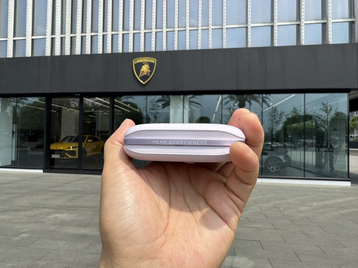 phone_brother's tweet photo. Lamborghini X Bugani Special Edition OWS Hands On. #lamborghini #ows #tws #bugani https://t.co/ajPQhmBZRY