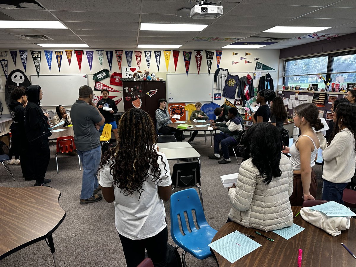 Thompson Jr. High tweet media