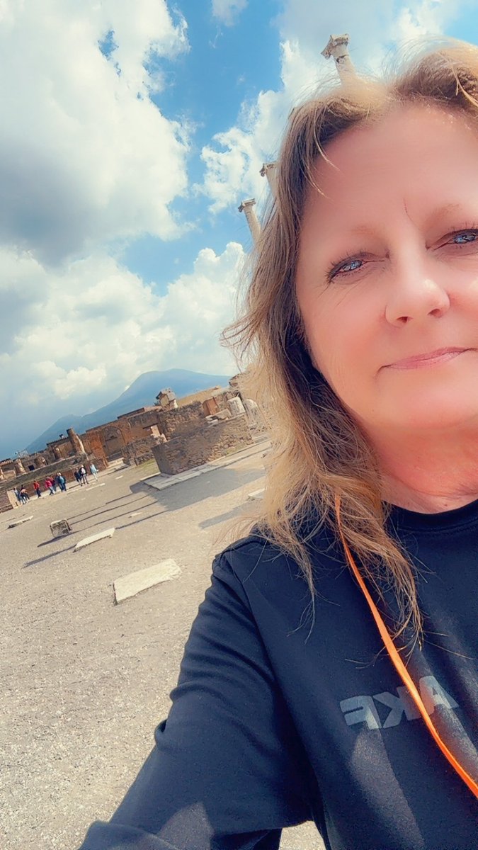 Herculanum and Pompeii in a day. Tomorrow is Pisa and Florence! #italy #naples #napoli #pompeii #herculanum